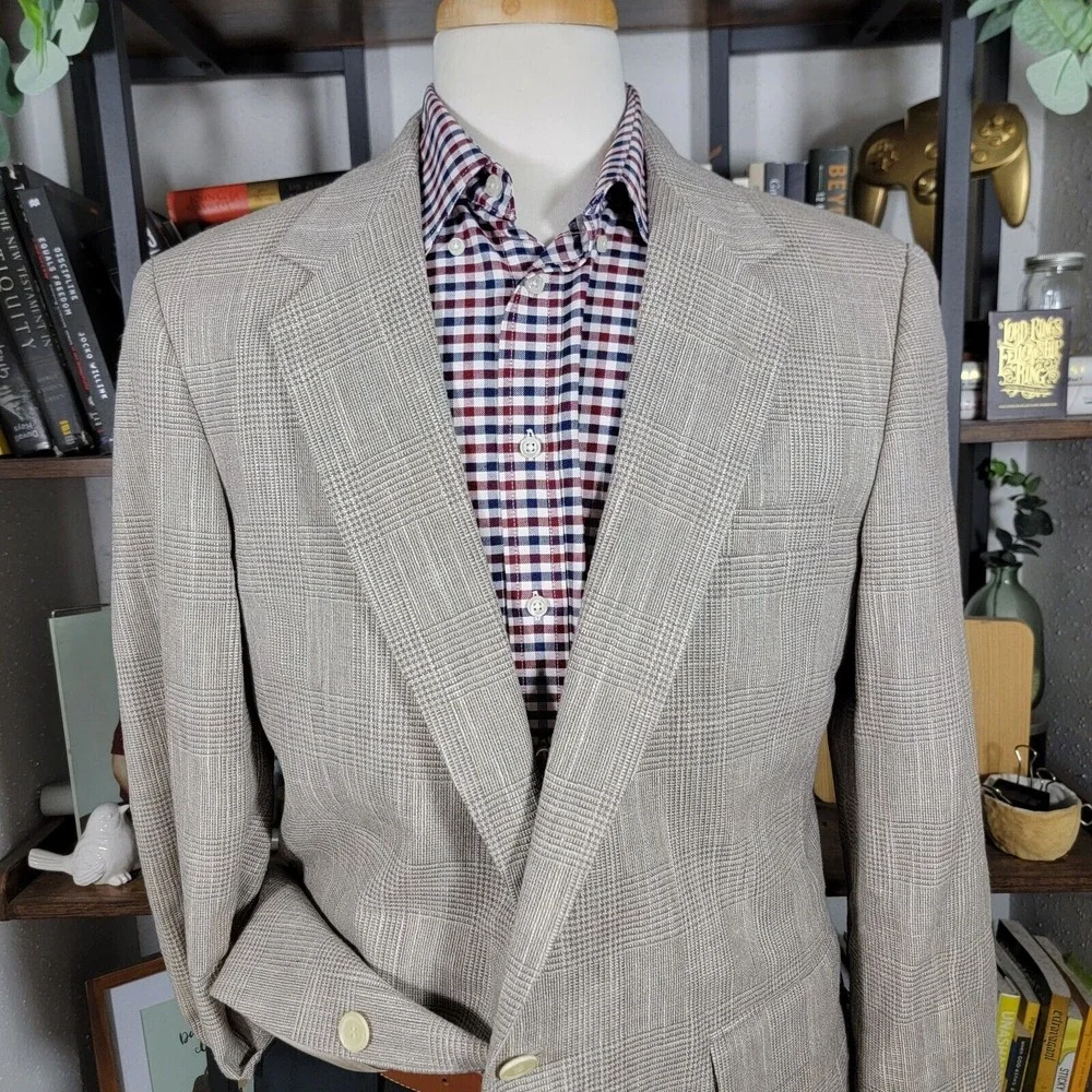 VTG Haggar Imperial Men's Sport Coat Blazer Two Button Gray‎ Beige Plaid 44L